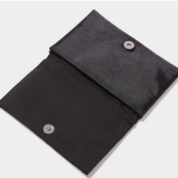 Amber sceats crystal studded shoulder / clutch bag. Stella crystal evening bag. - Picture 5 of 8